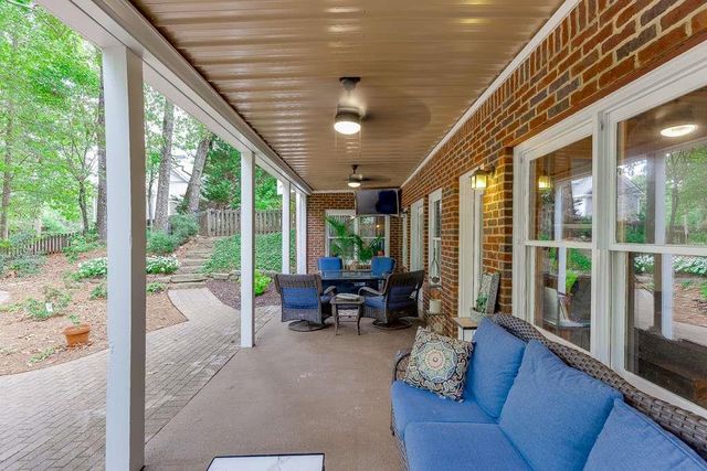 9315 Spinnaker Lane, Gainesville, GA 30506