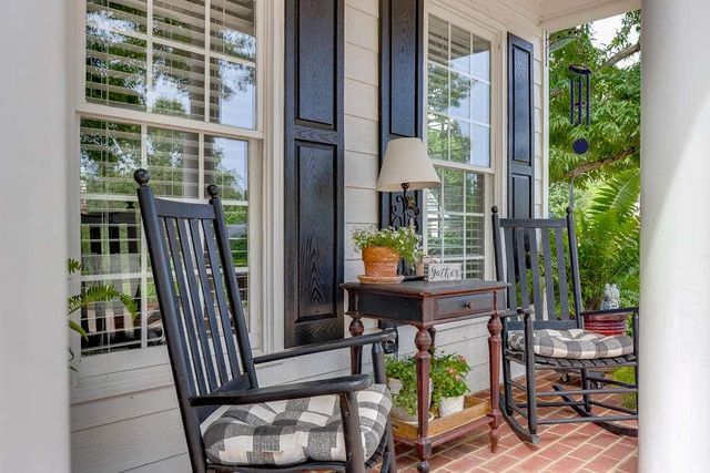 9315 Spinnaker Lane, Gainesville, GA 30506