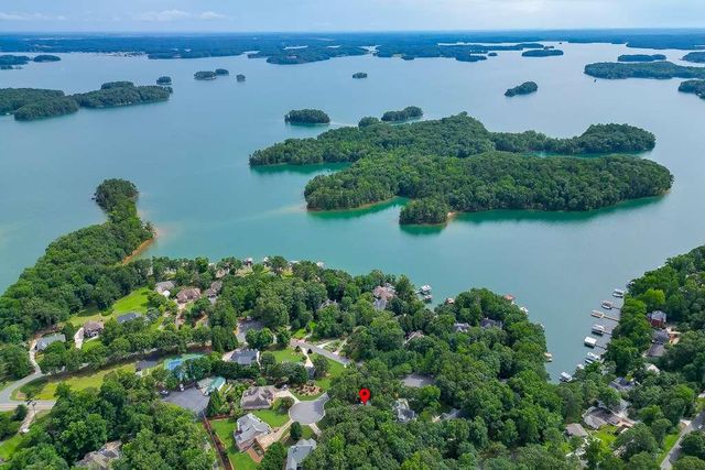 9315 Spinnaker Lane, Gainesville, GA 30506