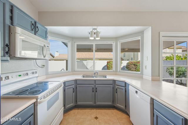 11130 W SIENO Place, Avondale, AZ 85392