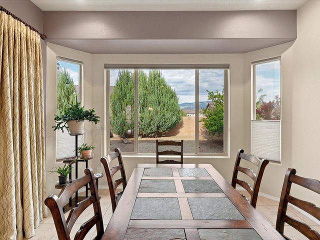 40 Vista Hermosa Place NE, Rio Rancho, NM 87124