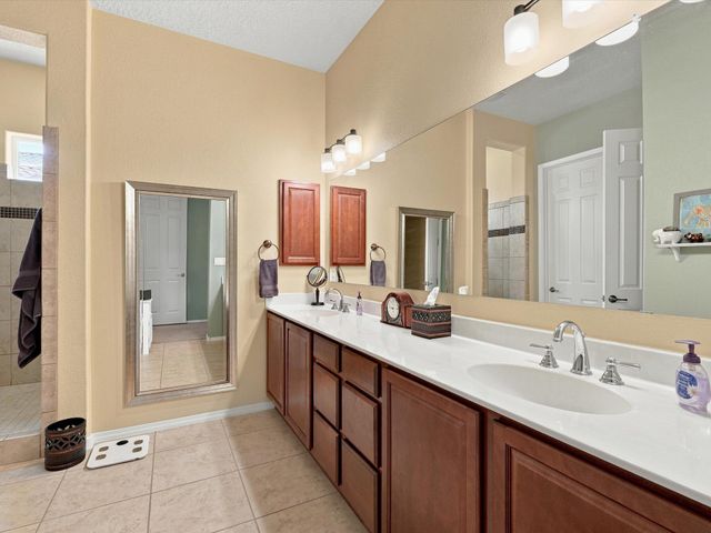 40 Vista Hermosa Place NE, Rio Rancho, NM 87124