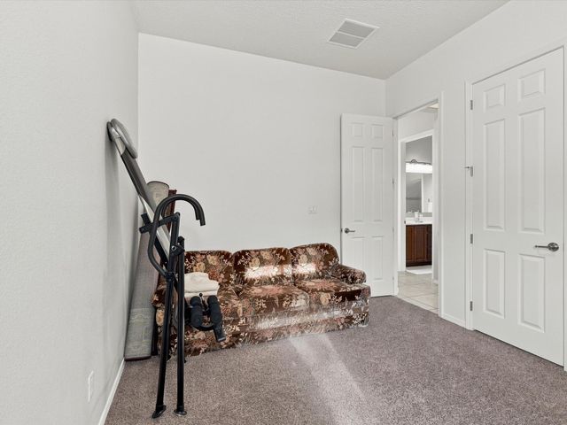 40 Vista Hermosa Place NE, Rio Rancho, NM 87124