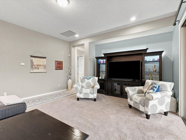 40 Vista Hermosa Place NE, Rio Rancho, NM 87124