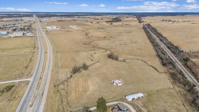 437367 E 320 Road, Big Cabin, OK 74332