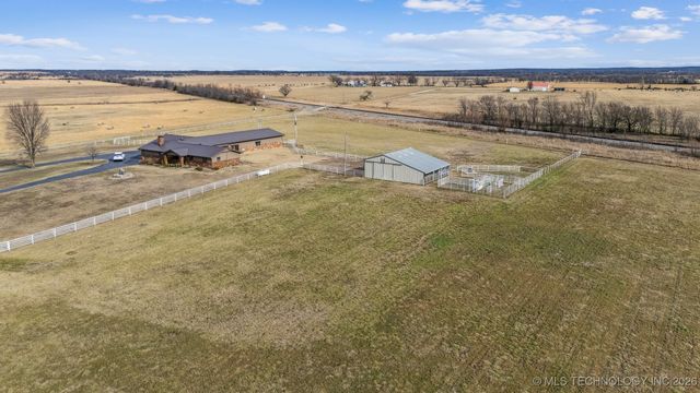 437367 E 320 Road, Big Cabin, OK 74332