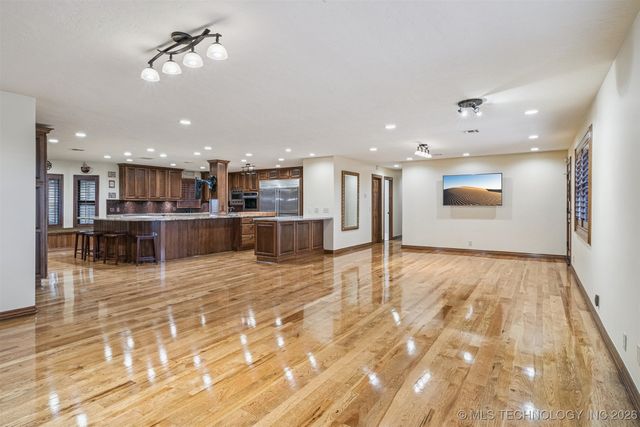 437367 E 320 Road, Big Cabin, OK 74332