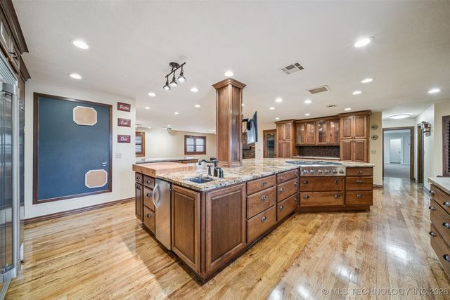 437367 E 320 Road, Big Cabin, OK 74332