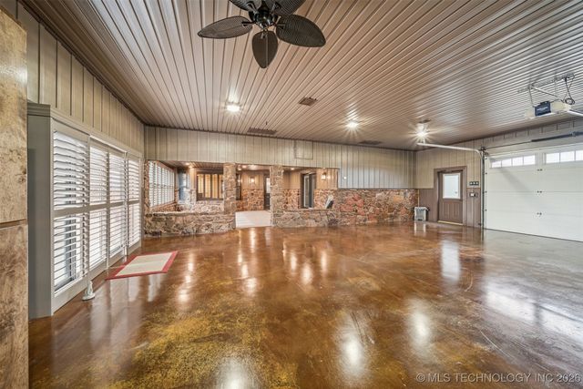 437367 E 320 Road, Big Cabin, OK 74332