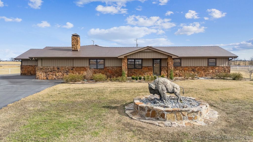 437367 E 320 Road, Big Cabin, OK 74332