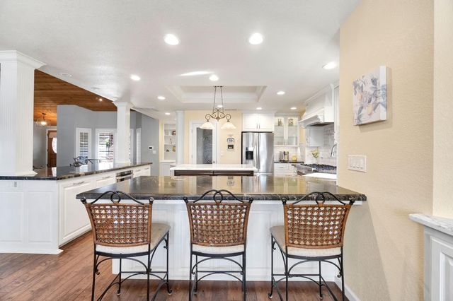 1367 E Decatur Avenue, Fresno, CA 93720