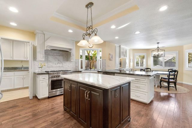 1367 E Decatur Avenue, Fresno, CA 93720