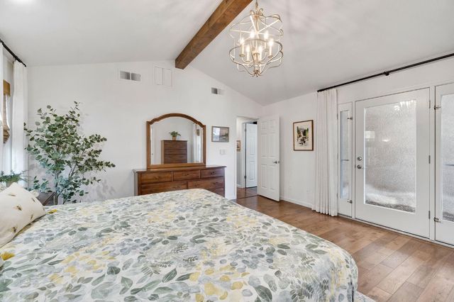 1367 E Decatur Avenue, Fresno, CA 93720