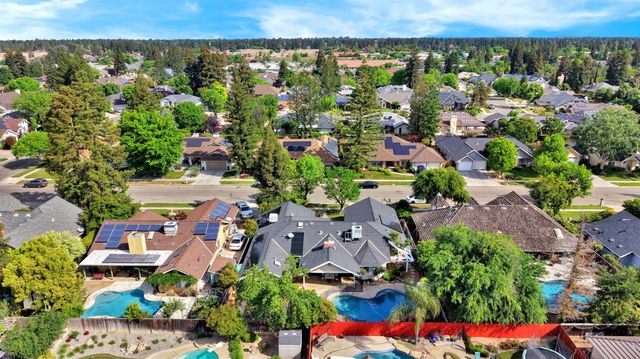 1367 E Decatur Avenue, Fresno, CA 93720