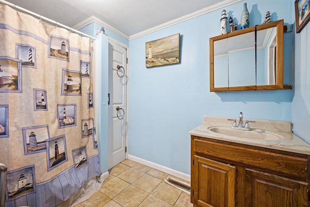 3508 N MAIN ST, Toms Brook, VA 22660