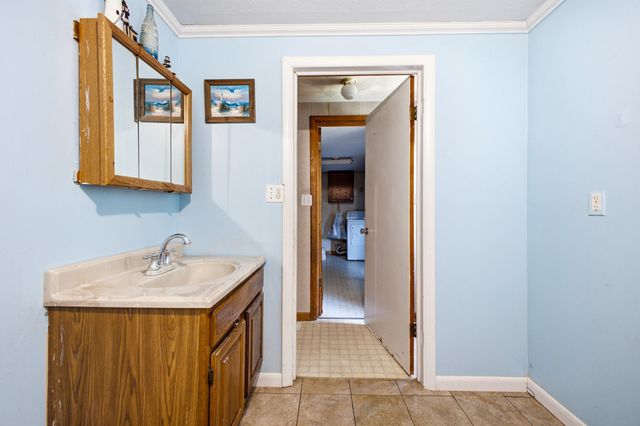 3508 N MAIN ST, Toms Brook, VA 22660