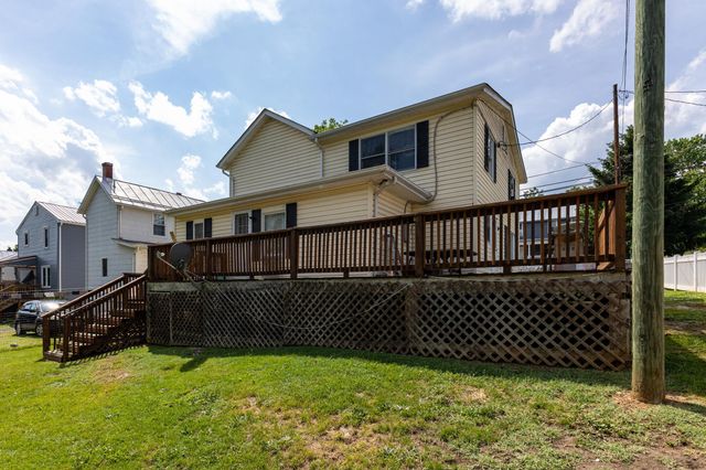 3508 N MAIN ST, Toms Brook, VA 22660
