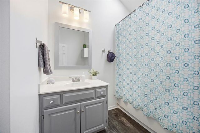 13975 W 148 Street, Olathe, KS 66062