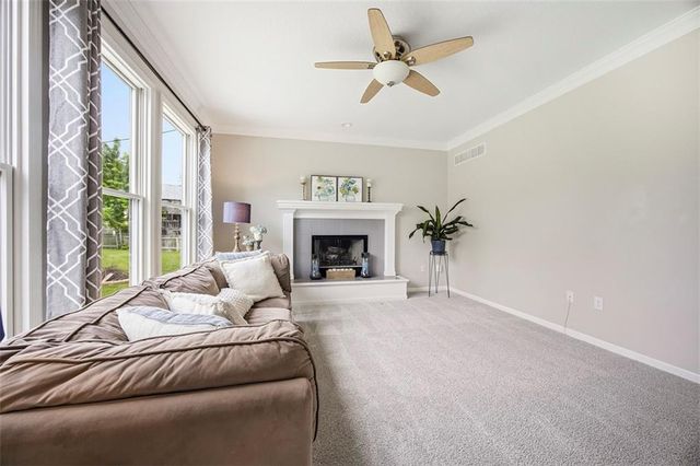 13975 W 148 Street, Olathe, KS 66062