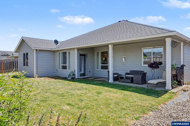 525 NE Aspen St, Sublimity, OR 97385