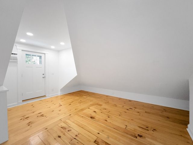 100 Chestnut Avenue 3, Boston, MA 02130
