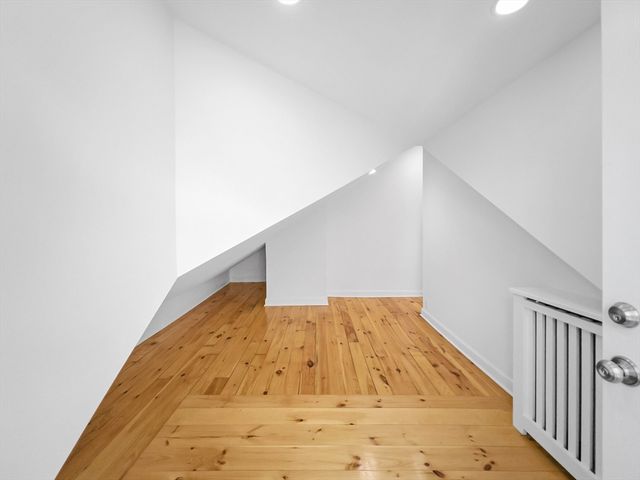 100 Chestnut Avenue 3, Boston, MA 02130