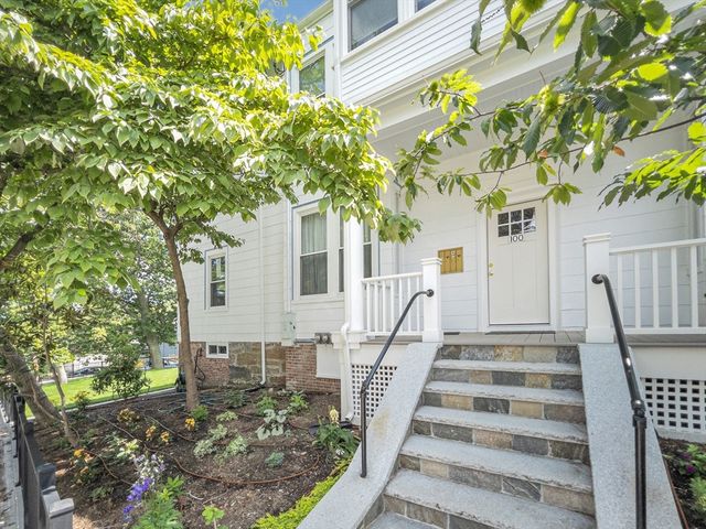 100 Chestnut Avenue 3, Boston, MA 02130