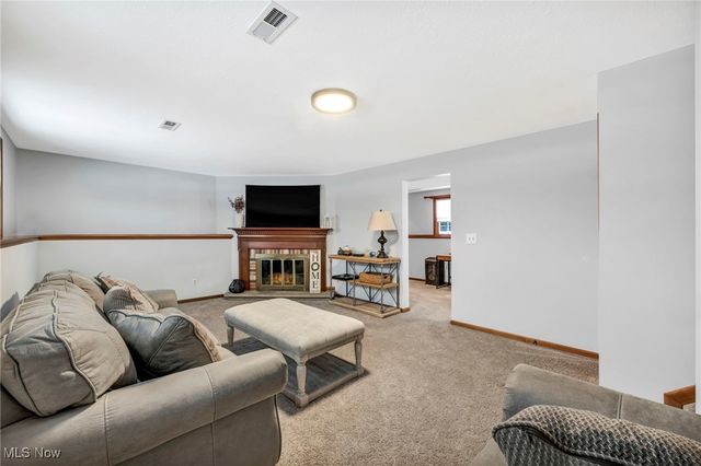 5116 Creekside Boulevard, Brunswick, OH 44212