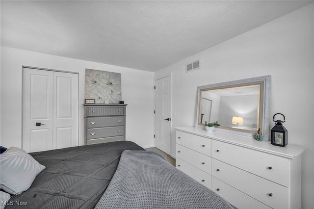 5116 Creekside Boulevard, Brunswick, OH 44212