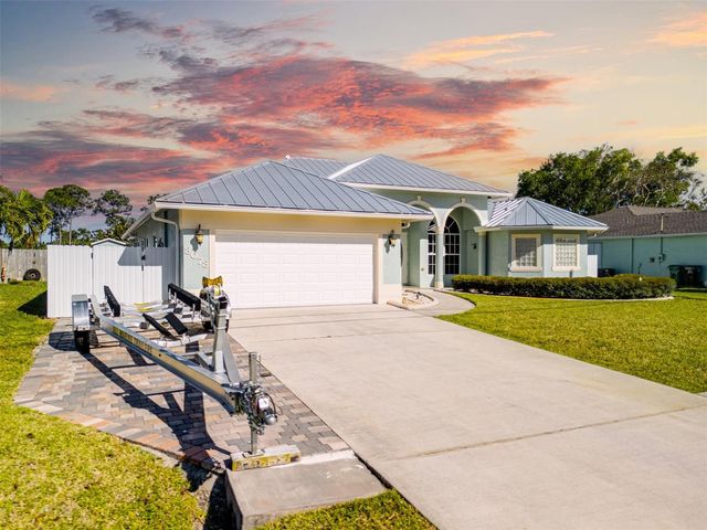 3073 SW Ann Arbor Road, Port St. Lucie, FL 34953