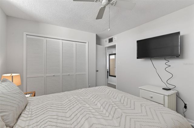 300 WOODETTE DRIVE 404B, Dunedin, FL 34698