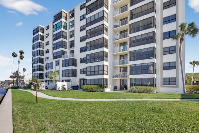 300 WOODETTE DRIVE 404B, Dunedin, FL 34698