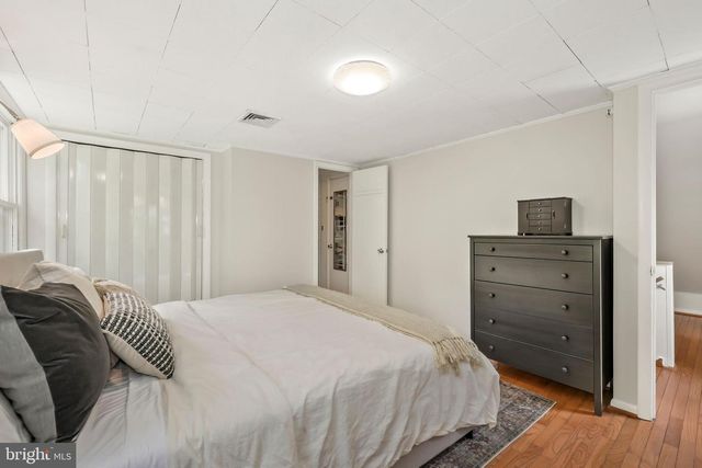 812 WADE AVE, Rockville, MD 20851