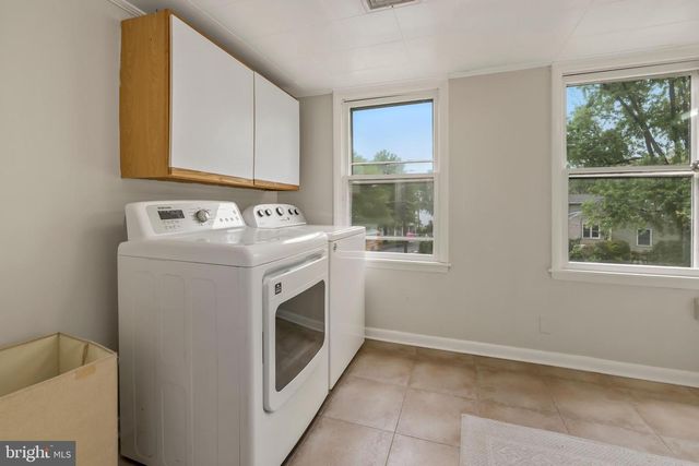 812 WADE AVE, Rockville, MD 20851