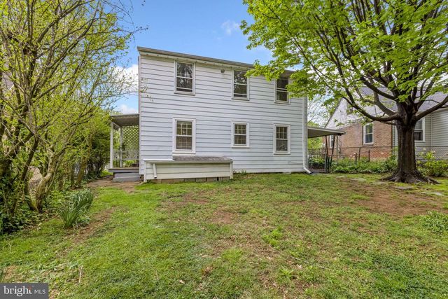 812 WADE AVE, Rockville, MD 20851