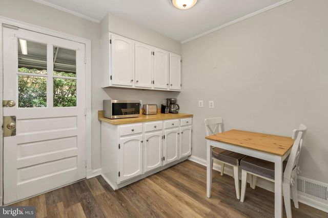 812 WADE AVE, Rockville, MD 20851