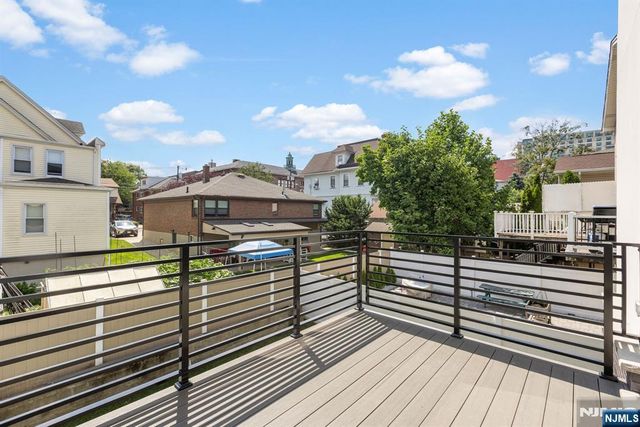 264 Grant Avenue, Cliffside Park, NJ 07010