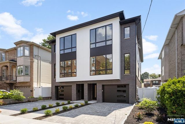264 Grant Avenue, Cliffside Park, NJ 07010