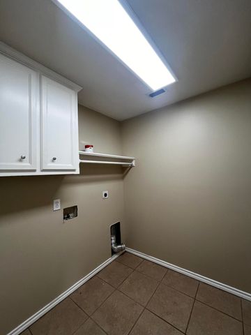 2317 99th Street, Lubbock, TX 79423