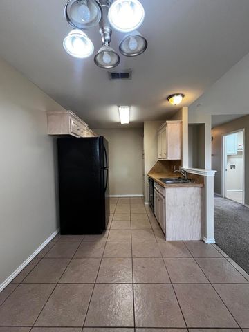 2317 99th Street, Lubbock, TX 79423