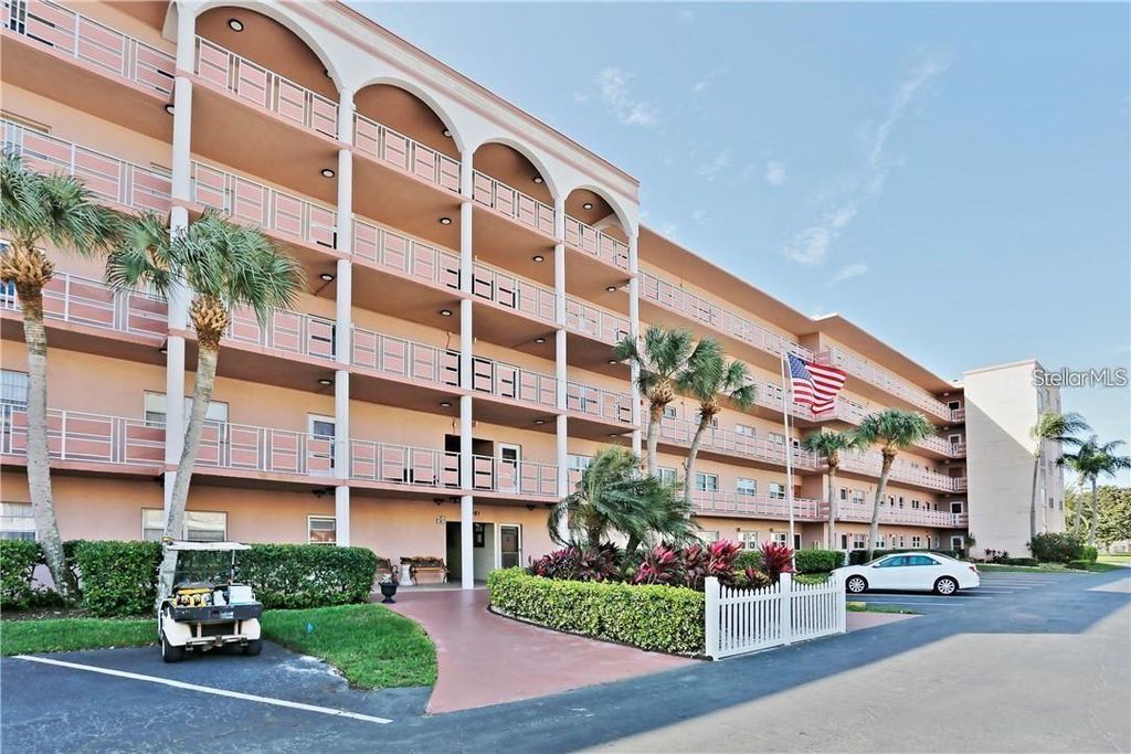 5521 80TH STREET N 503, St Petersburg, FL 33709