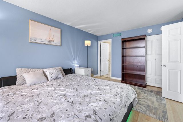 5600 N Flagler Drive 407, West Palm Beach, FL 33407