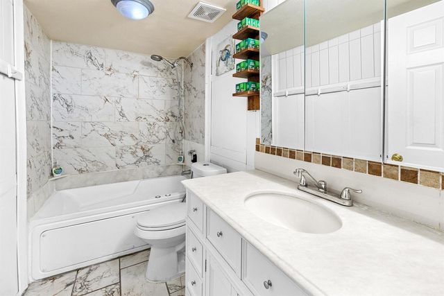 5600 N Flagler Drive 407, West Palm Beach, FL 33407