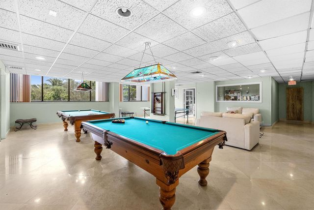 5600 N Flagler Drive 407, West Palm Beach, FL 33407