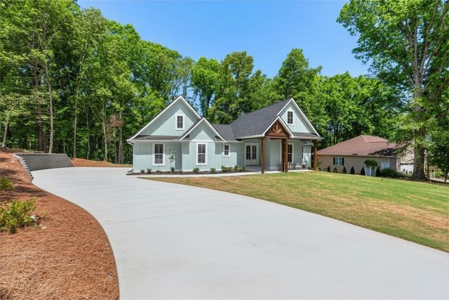 119 Beacon Ridge Circle, Salem, SC 29676