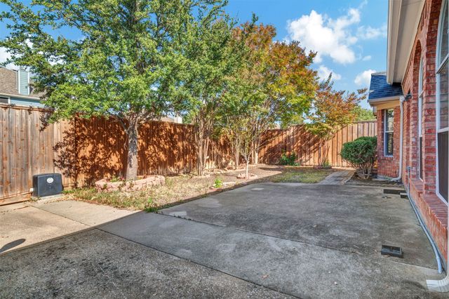 1303 Hillcrest Drive, Allen, TX 75002