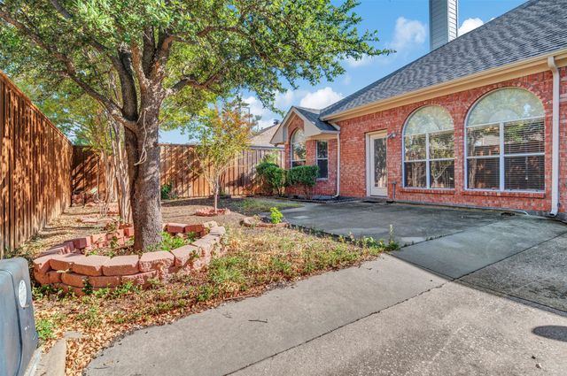 1303 Hillcrest Drive, Allen, TX 75002
