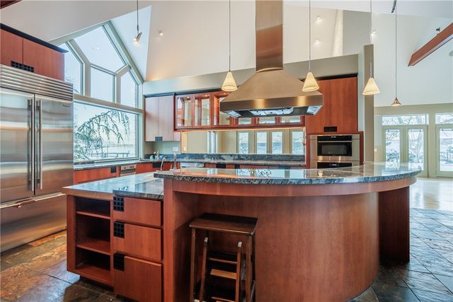 4331 Tichenor Point Drive, Canandaigua Town, NY 14424