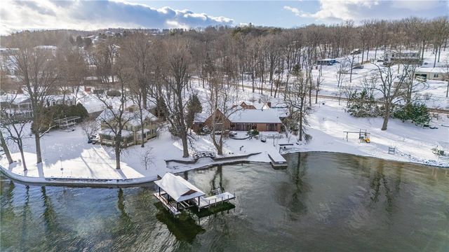 4331 Tichenor Point Drive, Canandaigua Town, NY 14424