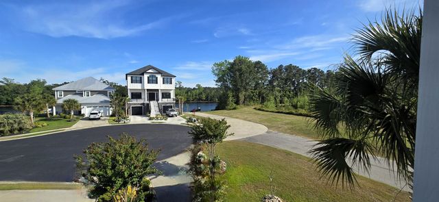 522 Harbour View Dr., Myrtle Beach, SC 29579